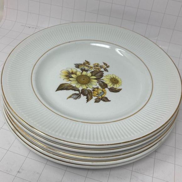 Five Royal Warwick Sunflower 10” dinner plates England sunflower print on white - Picture 7 of 8